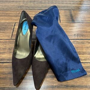 Fitzwell brown suede 3” heels